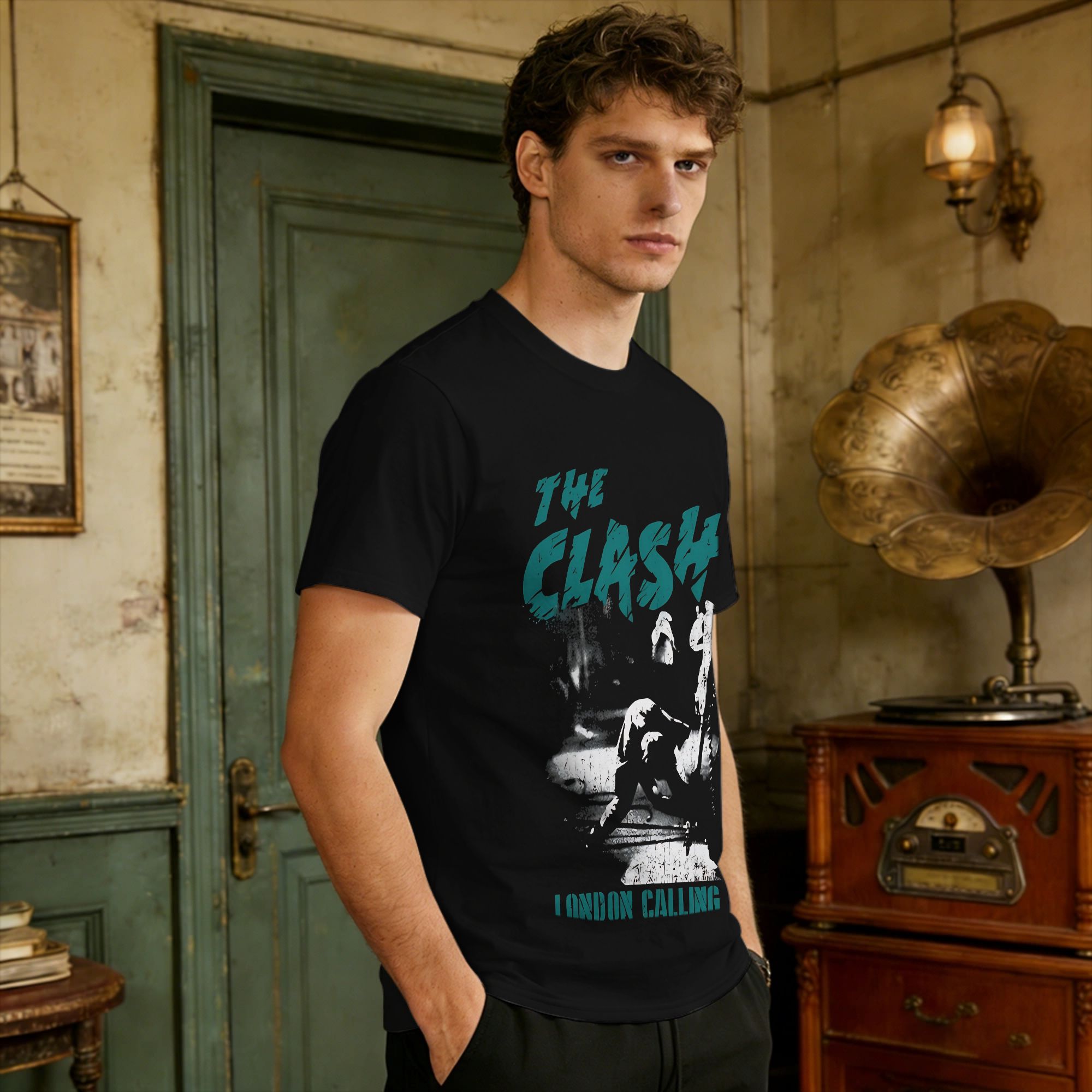 Summer Clothing London - เสื้อยืด The Clash London Calling รุ่นซัมเมอร์
